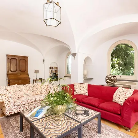 My Exclusive Italy - Il Capo Design & Jacuzzi Villa Sorrento